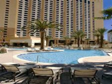 Photos and Pictures of Hilton Grand Vacations Club on the Boulevard in ...